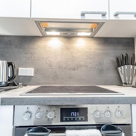 דירות וינה Charming 1Br, Steps From Reumannplatz U1 מראה חיצוני תמונה