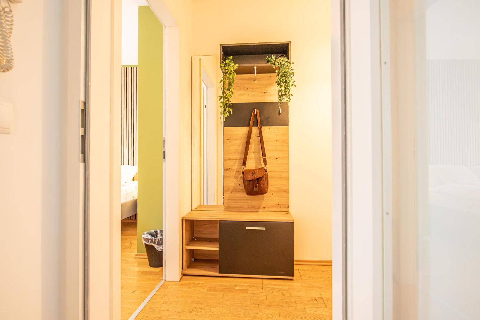 דירות וינה Charming 1Br, Steps From Reumannplatz U1 מראה חיצוני תמונה