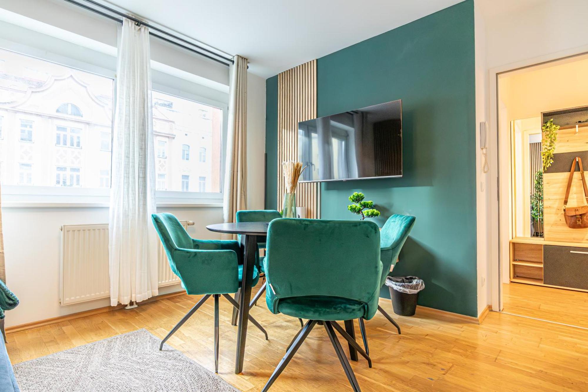 דירות וינה Charming 1Br, Steps From Reumannplatz U1 מראה חיצוני תמונה