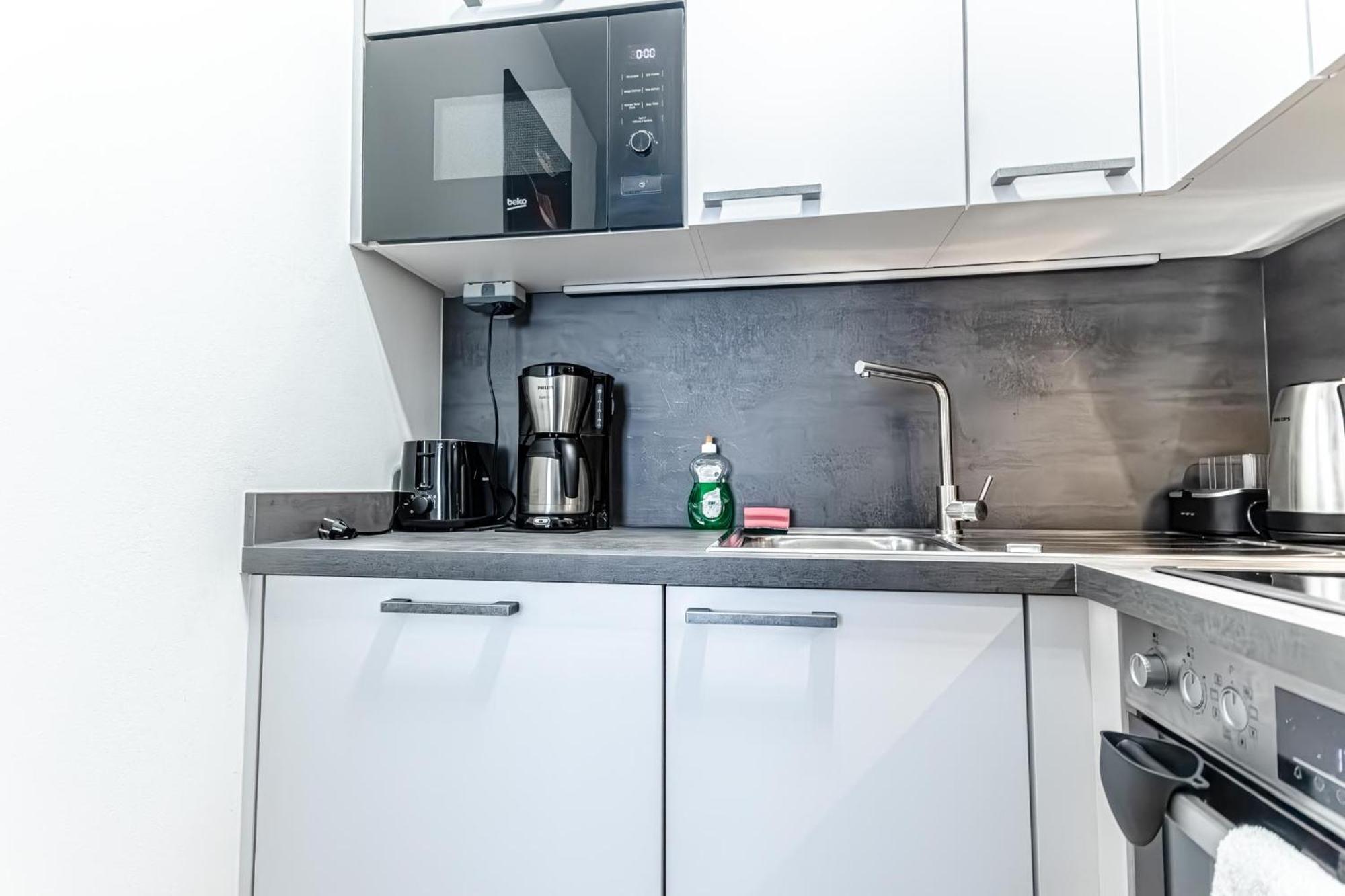 דירות וינה Charming 1Br, Steps From Reumannplatz U1 מראה חיצוני תמונה